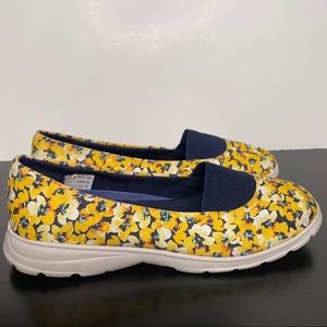 Lands’ End Yellow Floral Canvas Slip-On Shoes 8.5